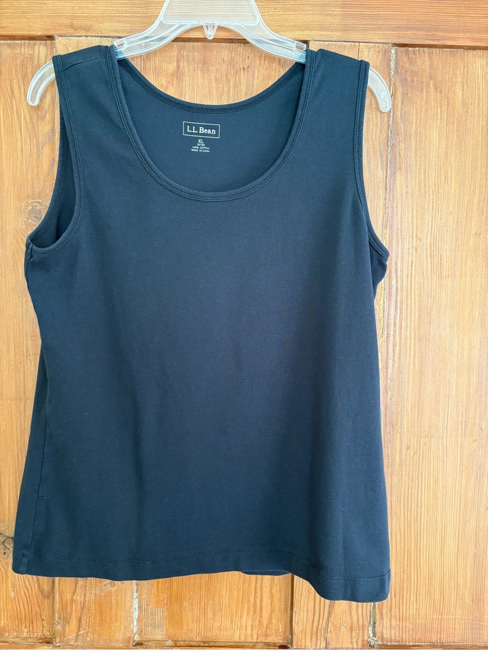 L.L. Bean Black Scoop Neck Women's Tank Size XL - Picture 4 of 4